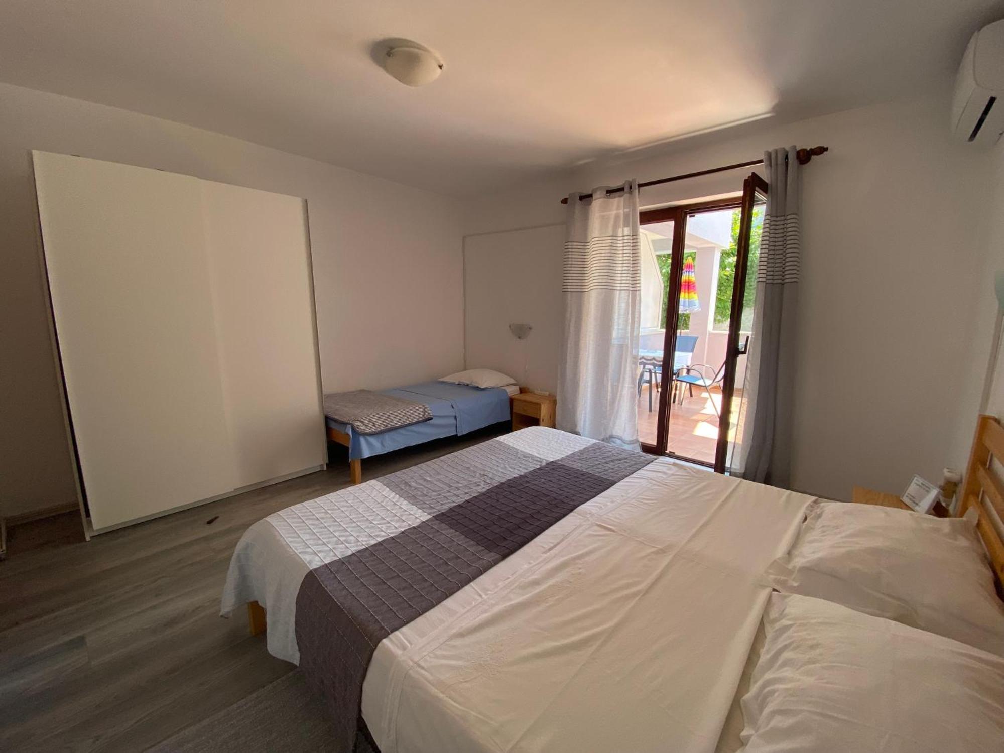 Apartments Lungomare プーラ エクステリア 写真
